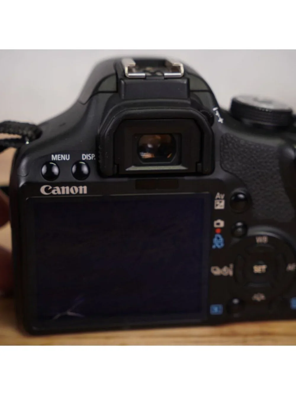 Canon EOS Rebel T1i DSLR Camera W/ 18-55mm, 75-300mm SD Cards & 4 Batteries